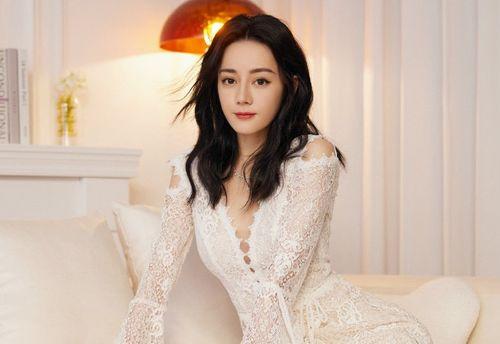 娱乐圈吃瓜热巴是谁呀,热巴的瓜田奇遇记