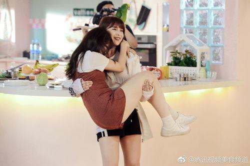 娱乐吃瓜酱 女大学生,娱乐吃瓜酱的甜蜜诱惑