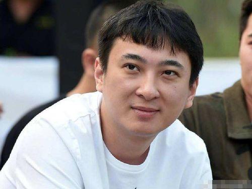 娱乐圈黑料司机吃瓜,司机成吃瓜群众,揭秘明星幕后真相